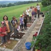 Hände und Füße: ein Barfußparcours entsteht 22.-23.07.2010